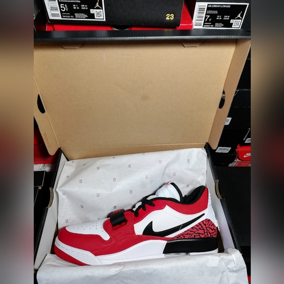 AIR JORDAN LEGACY 312 LOW "CHICAGO" BLACK CEMENT MEN'S US 11 BRAND NEW IN BOX - Picture 11 of 11